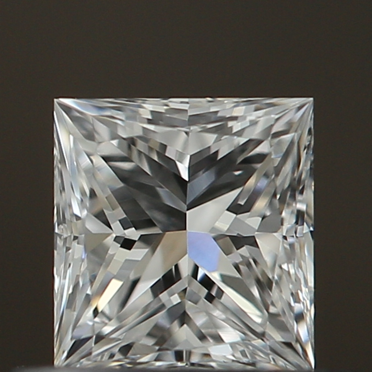 0.42 Carat RADIANT D VVS2 GIA Diamond