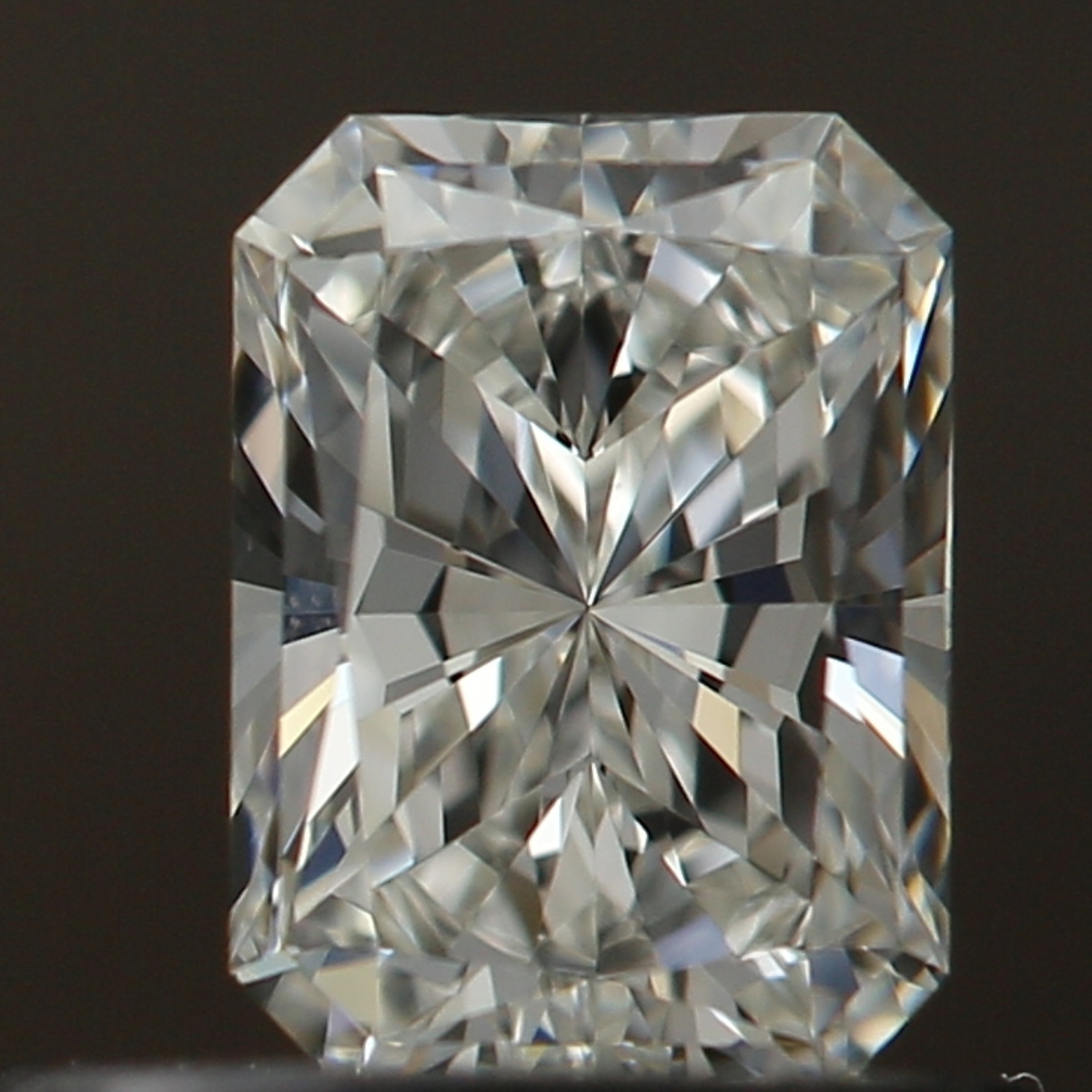 0.43 Carat RADIANT G IF GIA Diamond