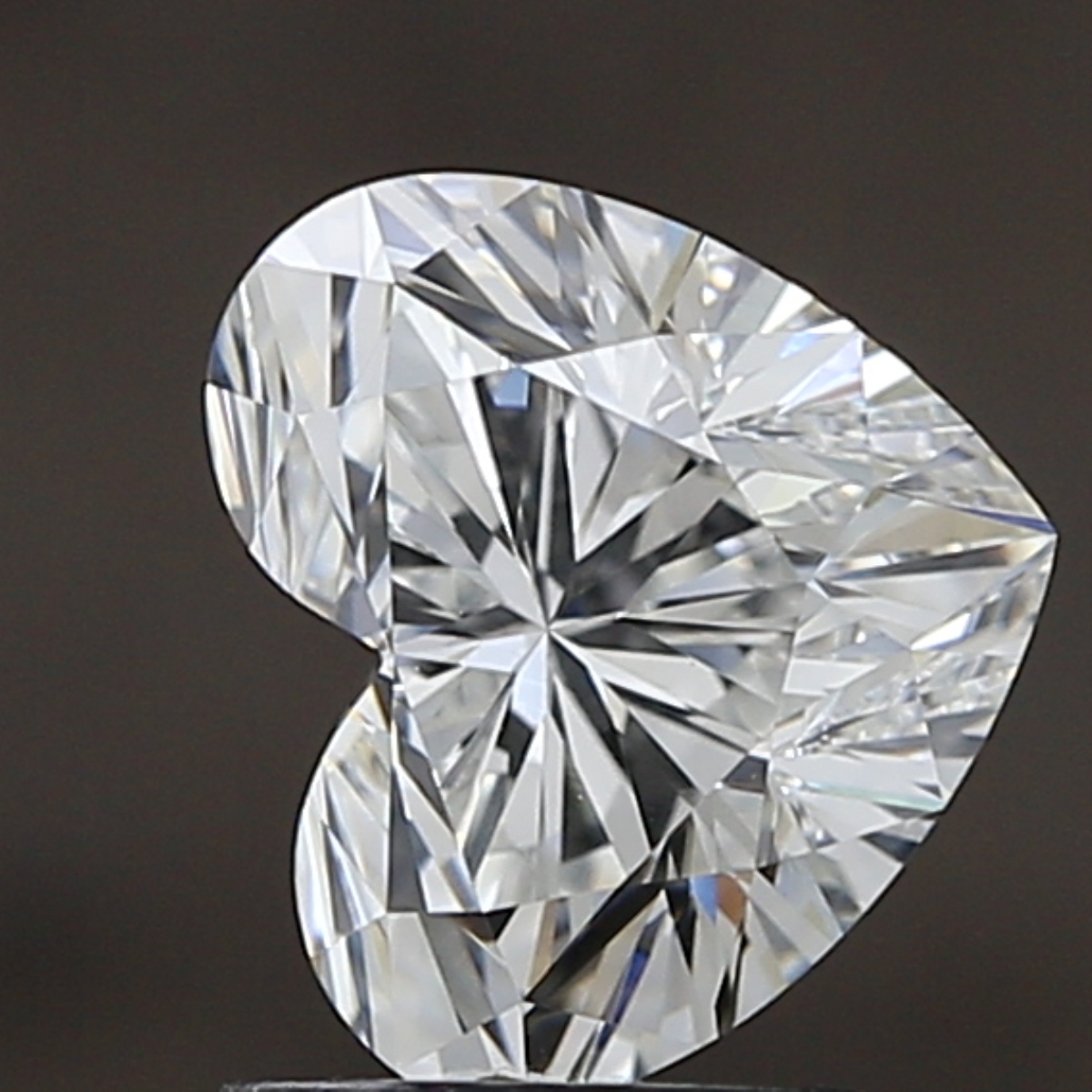 2.01 Carat HEART F VVS2 GIA Diamond