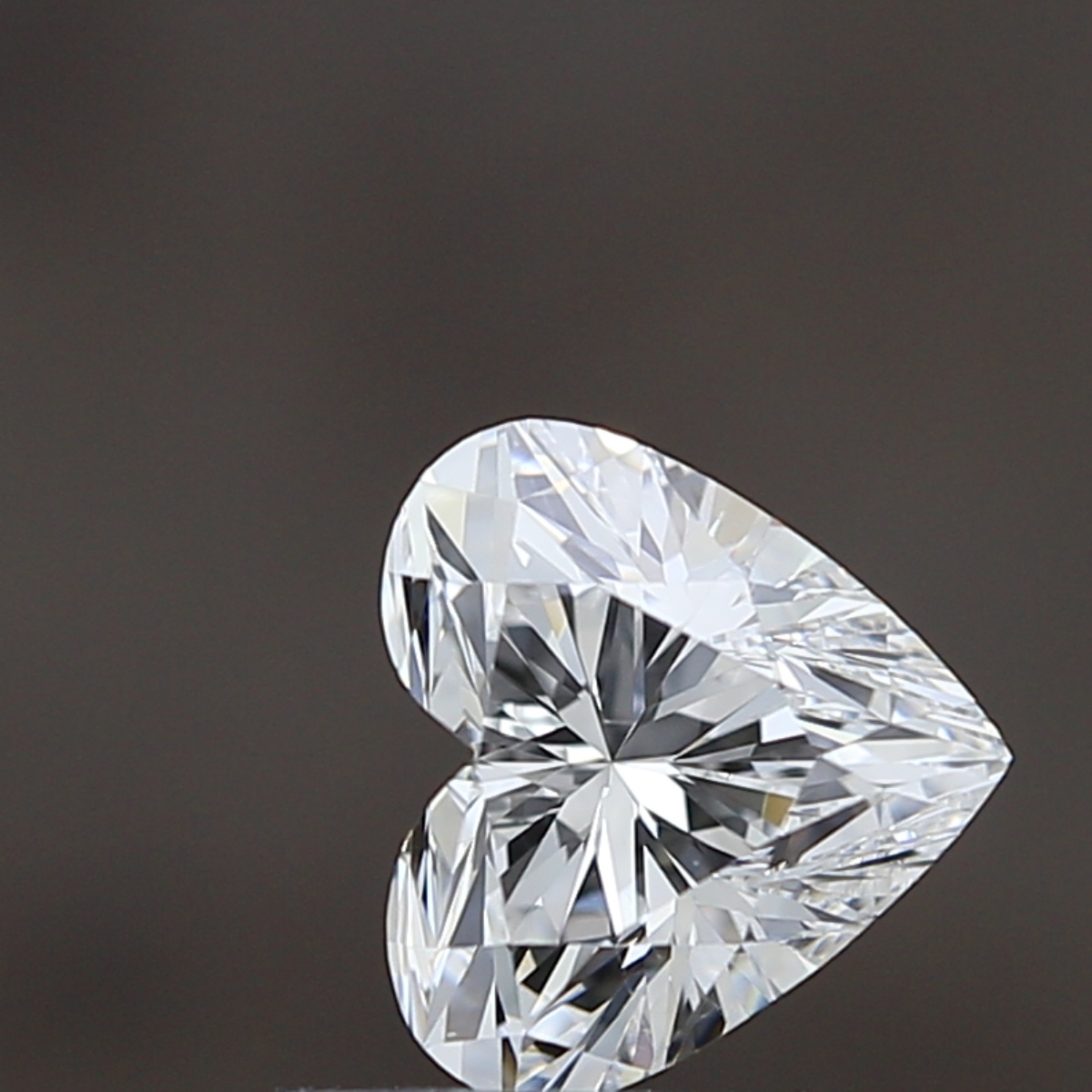 1.21 Carat HEART E VS2 GIA Diamond
