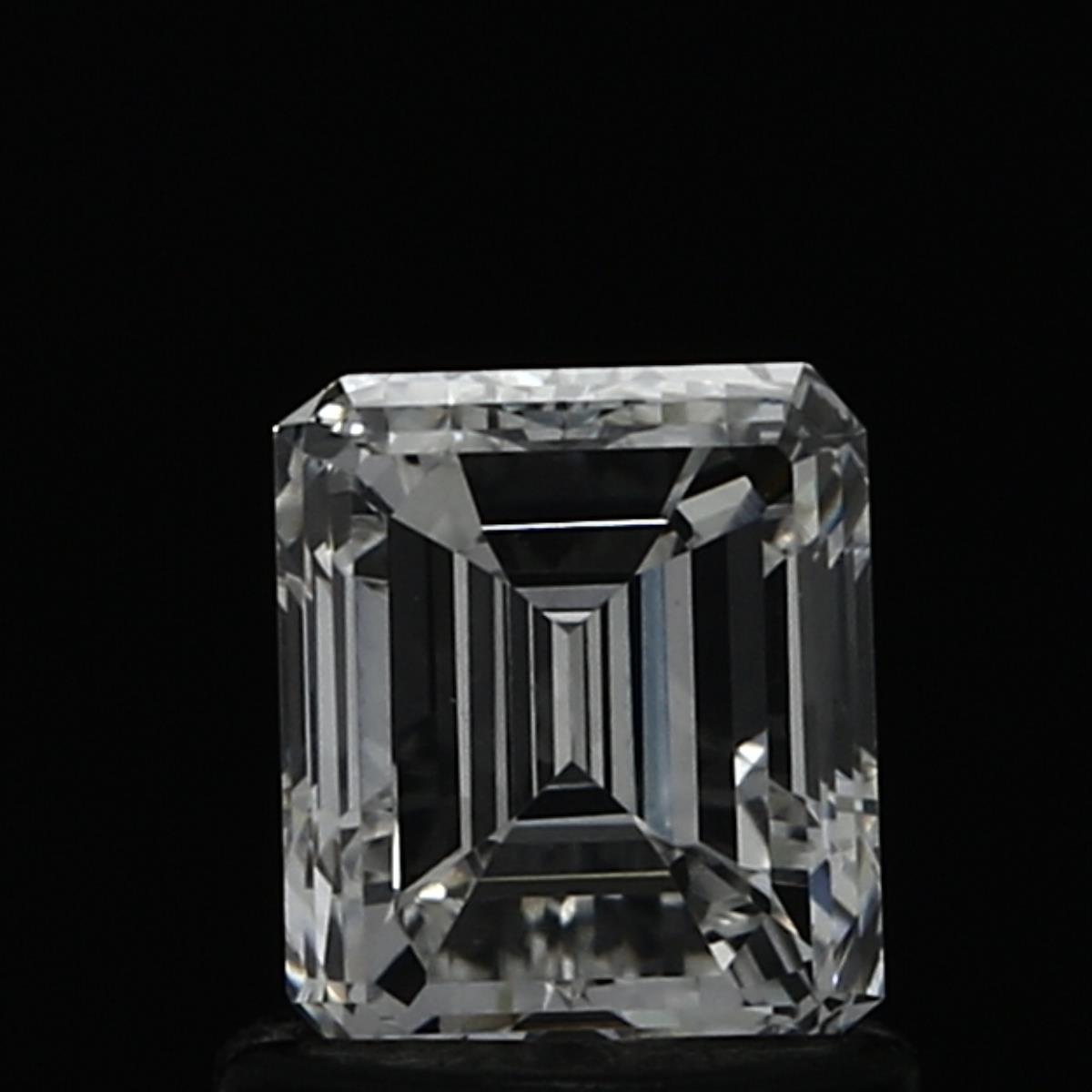 0.92 Carat Emerald E VVS1 GIA Diamond
