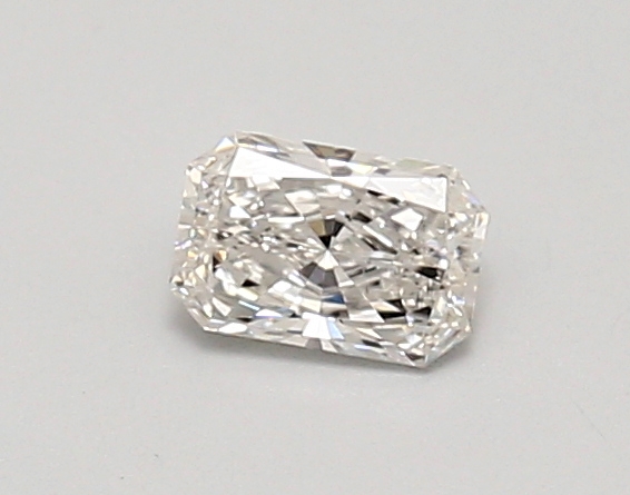 0.42 Carat Radiant F VS1 IGI Lab Diamond