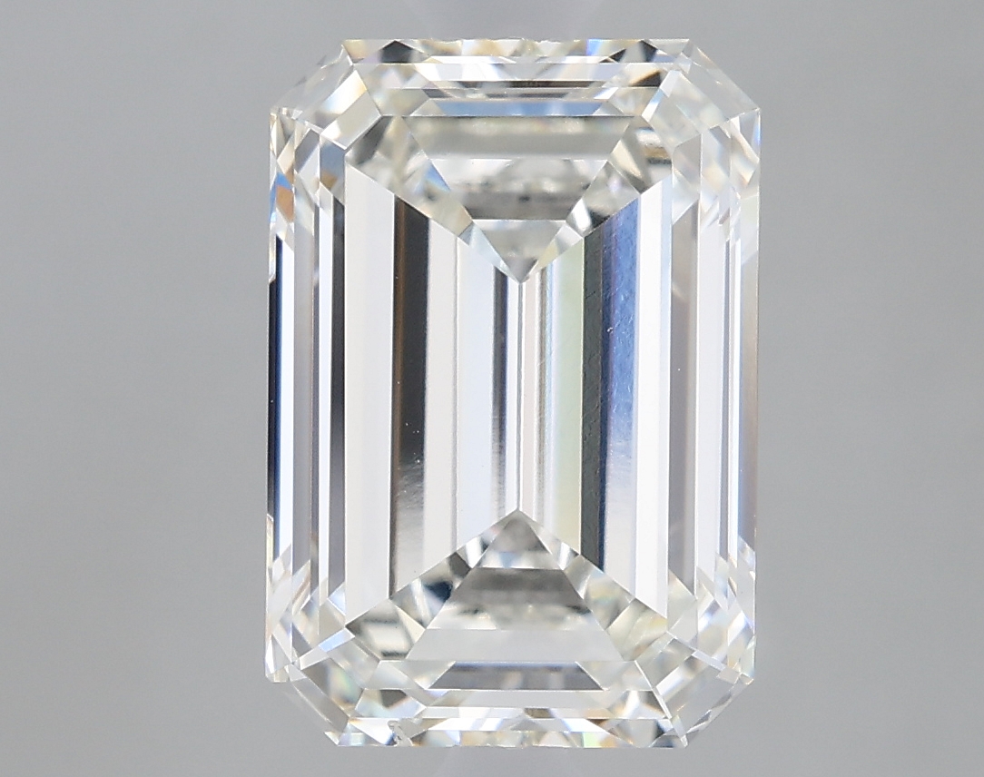 3.08 Carat Emerald H VS2 IGI Lab Diamond