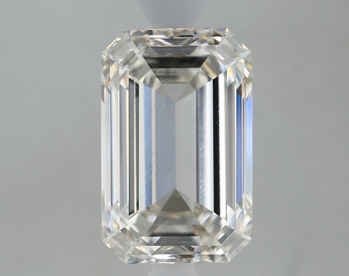 3.05 Carat Emerald H VS1 IGI Lab Diamond