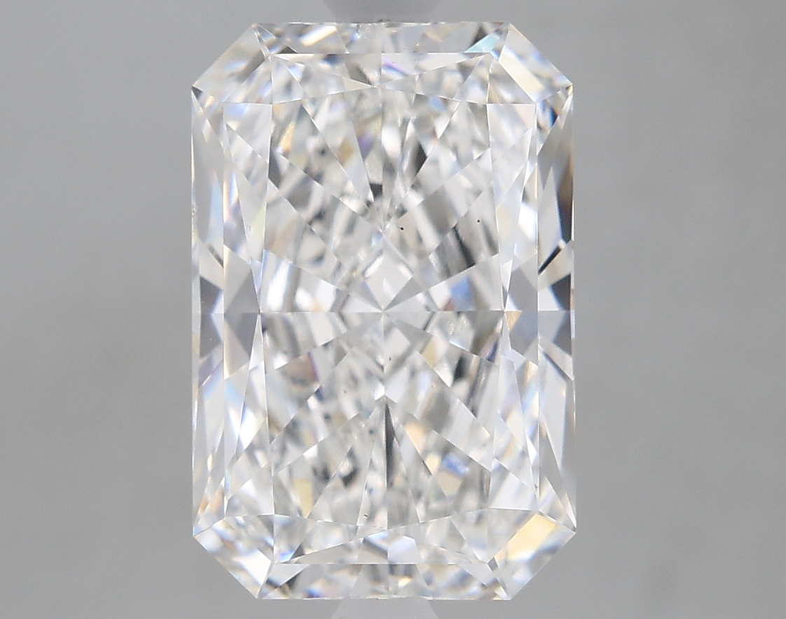 2.75 Carat Radiant F VS2 IGI Lab Diamond