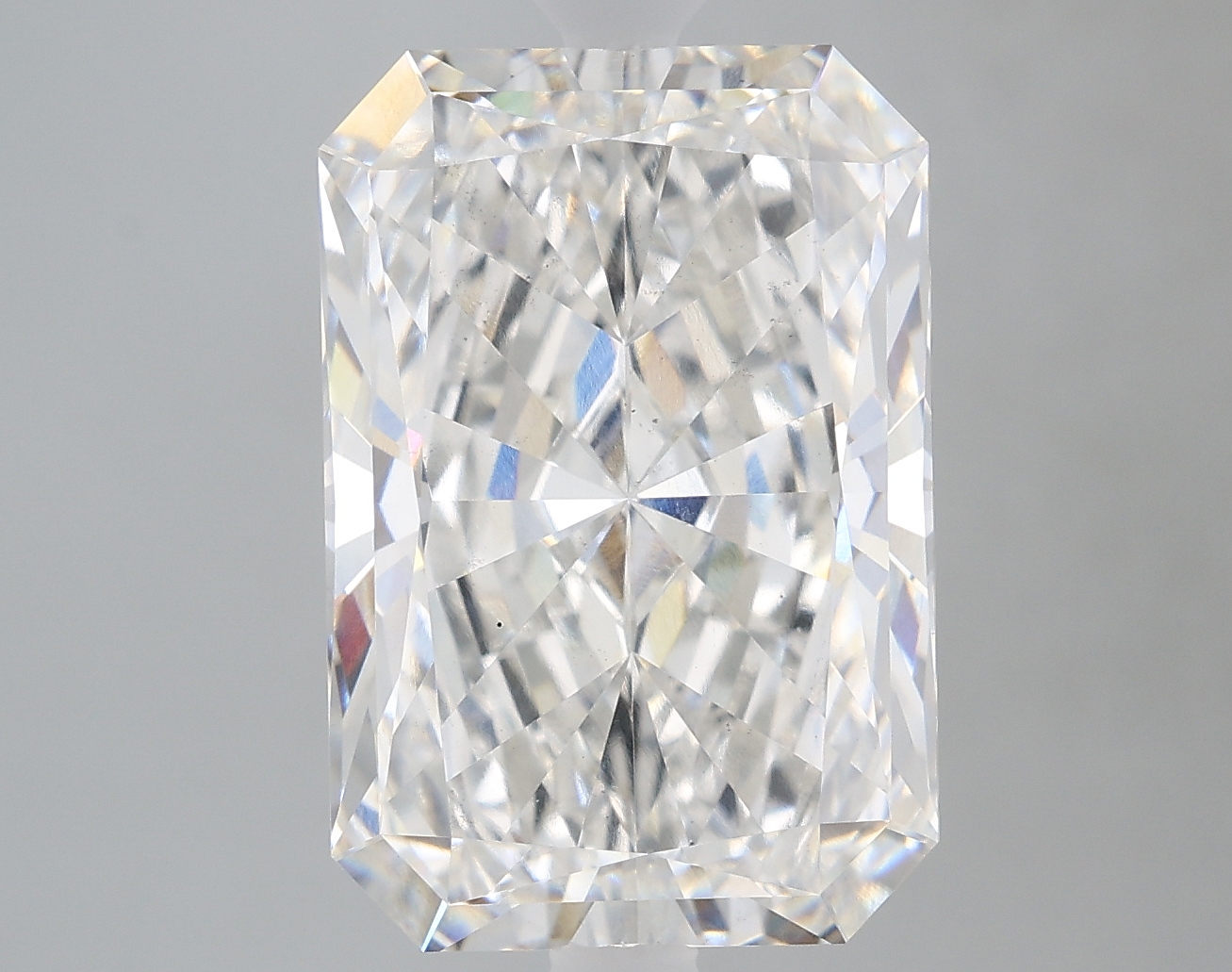 5.32 Carat Radiant F VS2 IGI Lab Diamond