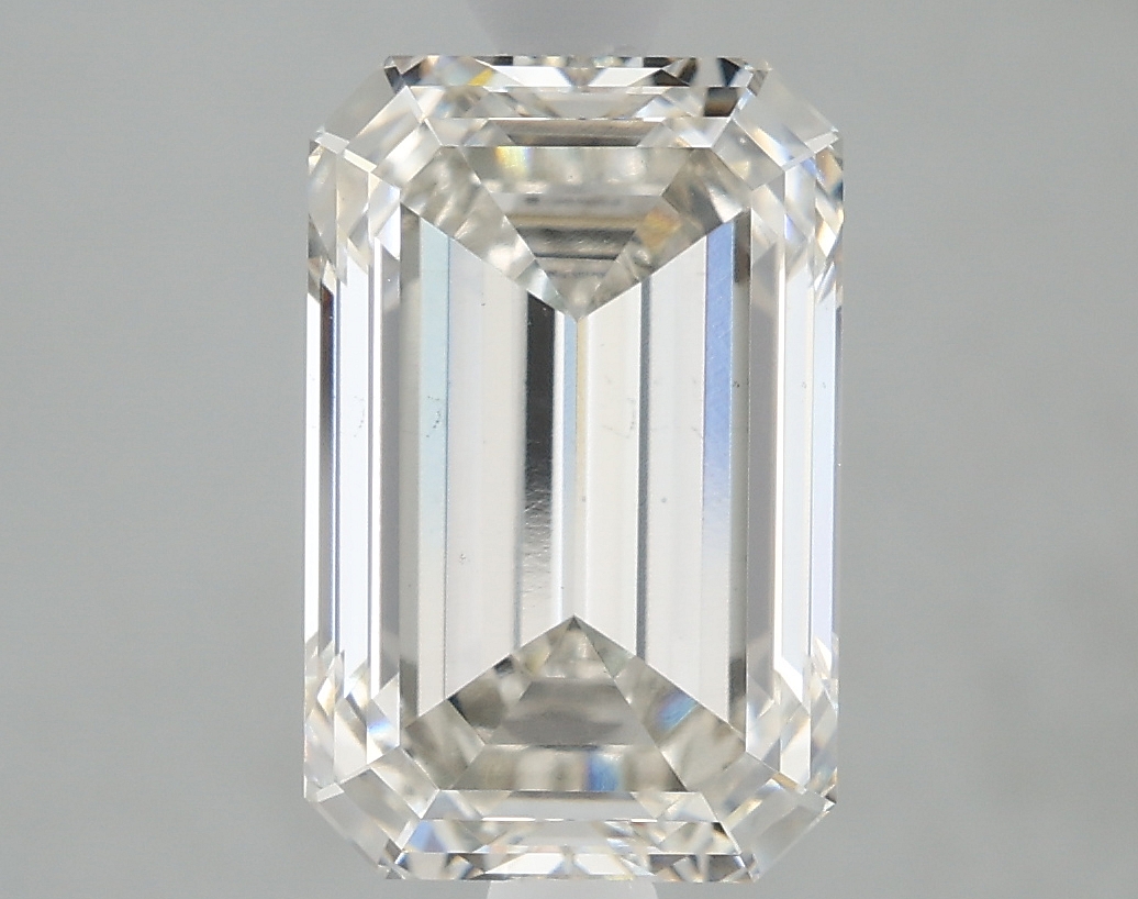 3.07 Carat Emerald H VS2 IGI Lab Diamond