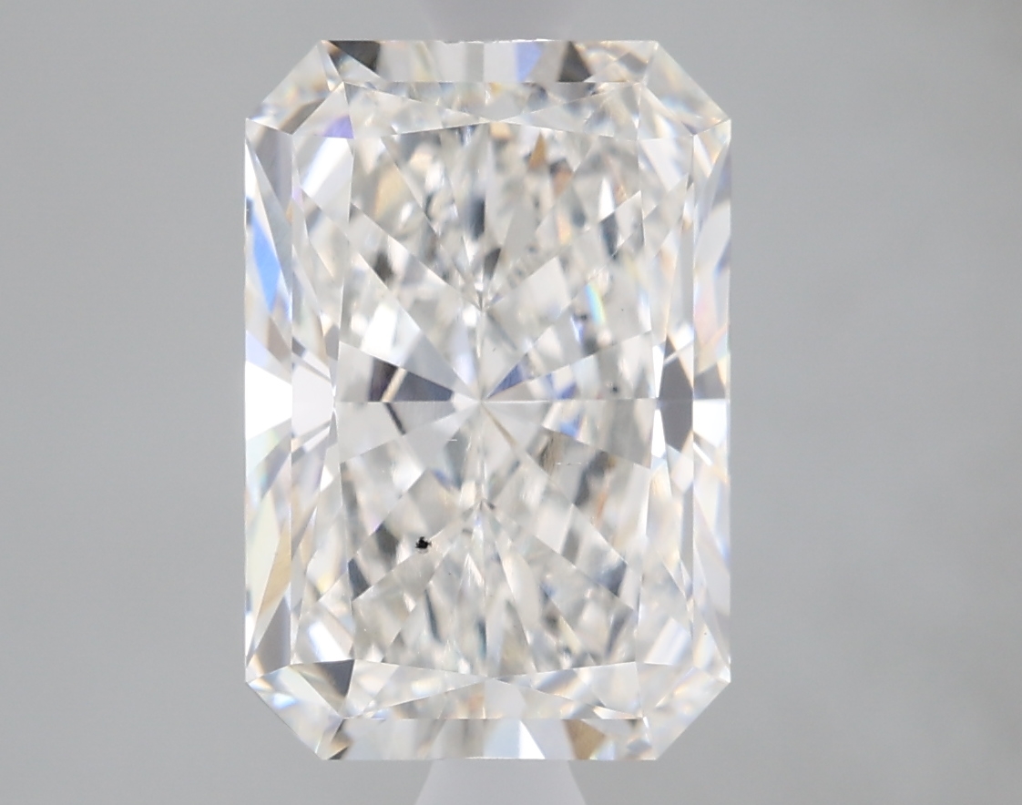 3.28 Carat Radiant G VS2 IGI Lab Diamond