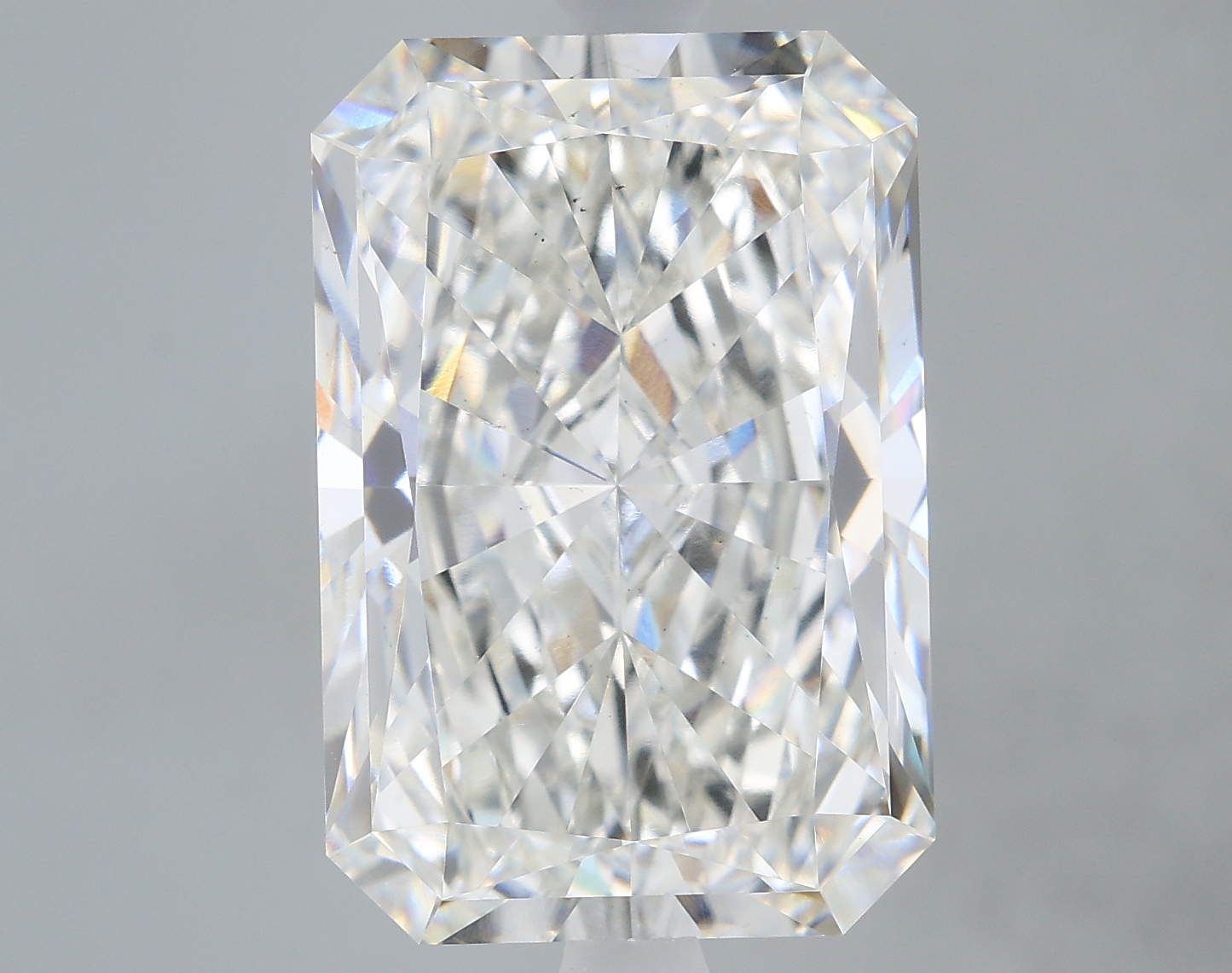 6.89 Carat Radiant G VS2 IGI Lab Diamond