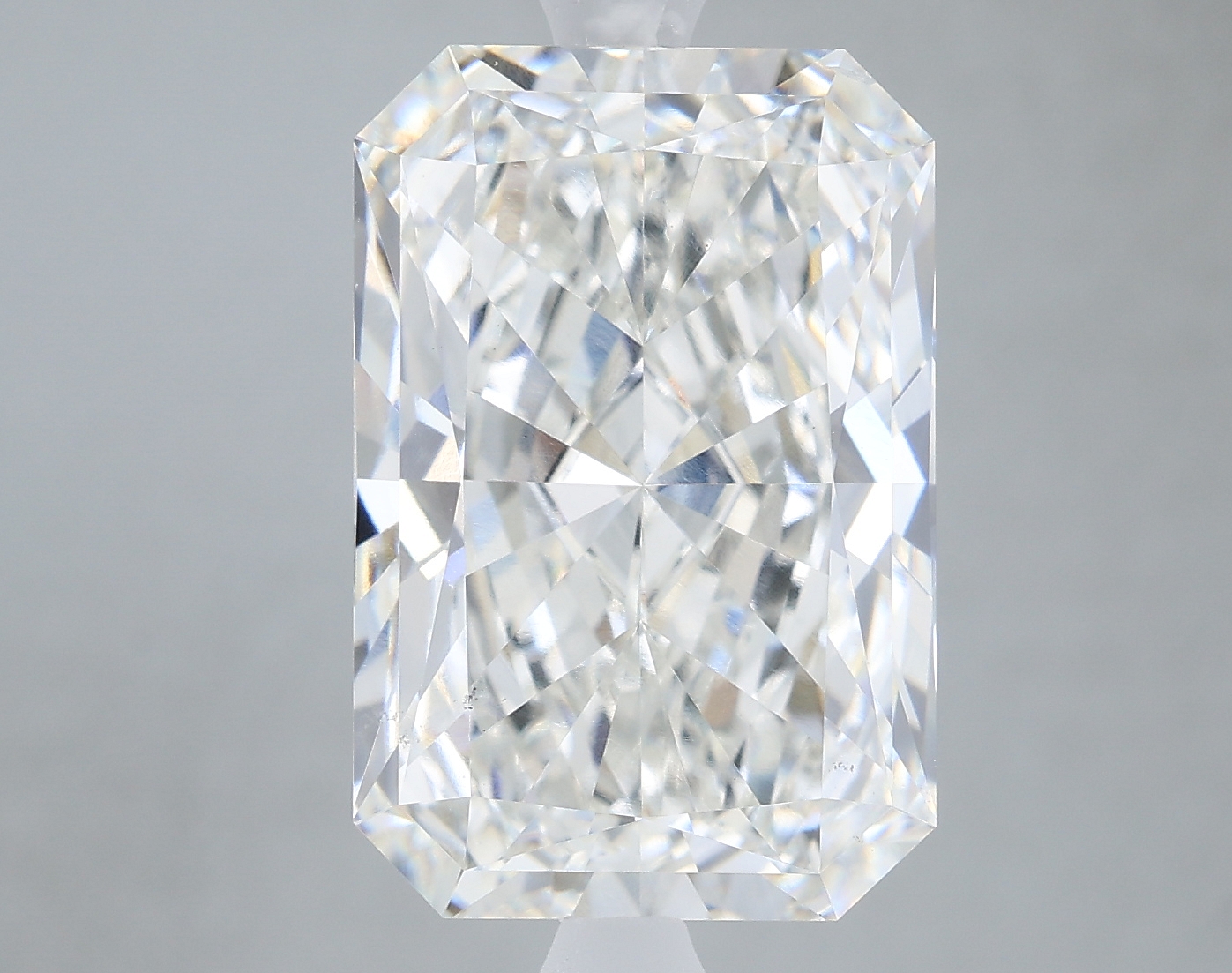 5.13 Carat Radiant G VS2 IGI Lab Diamond