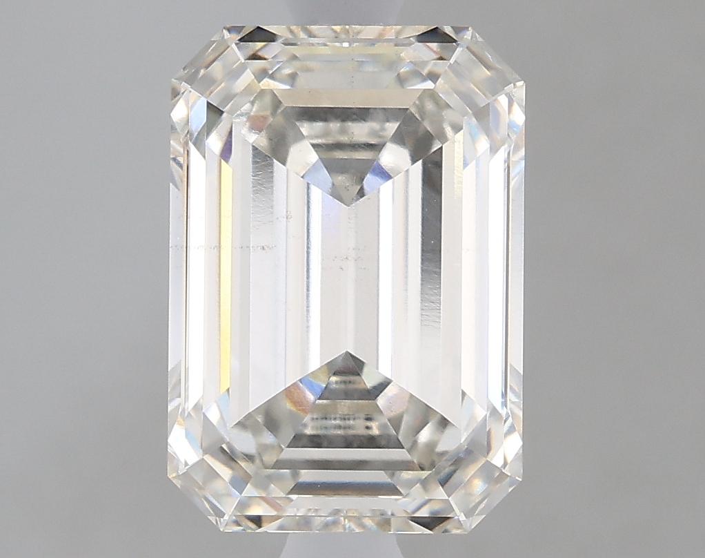 2.70 Carat Emerald G VS2 IGI Lab Diamond