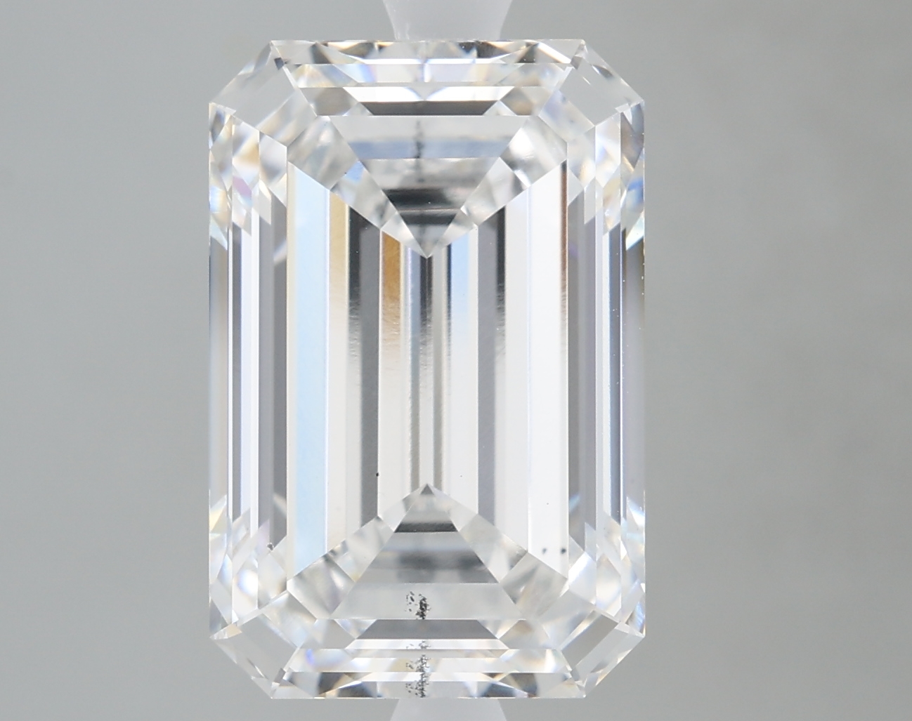5.39 Carat Emerald E VS2 IGI Lab Diamond