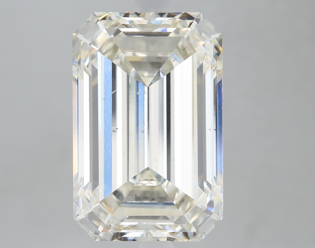 5.12 Carat Emerald H VS2 IGI Lab Diamond