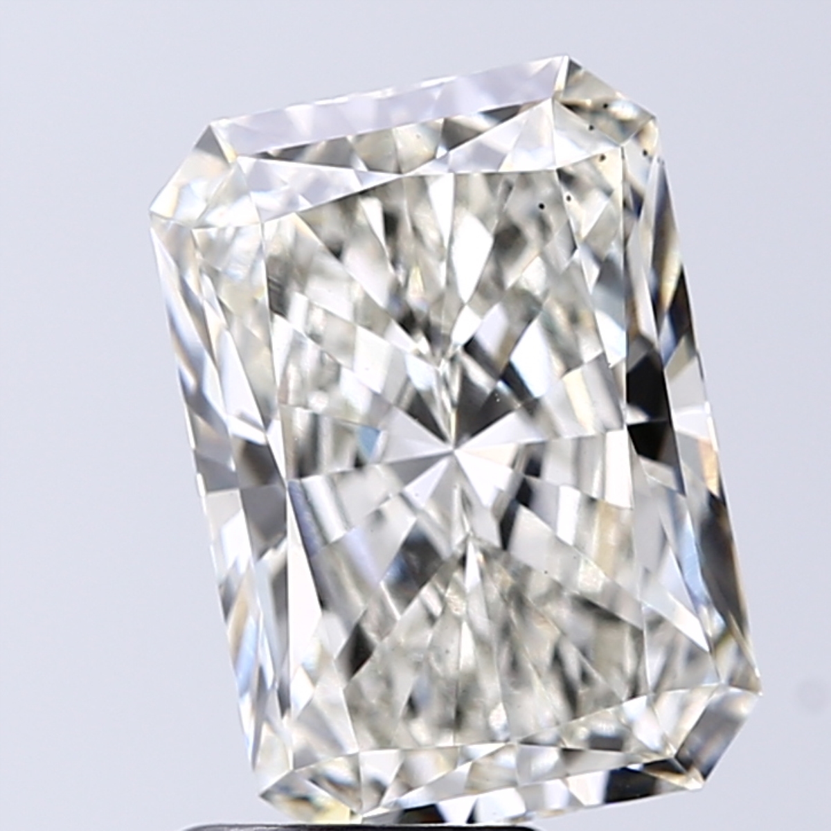 4.02 Carat Radiant H VS2 IGI Lab Diamond