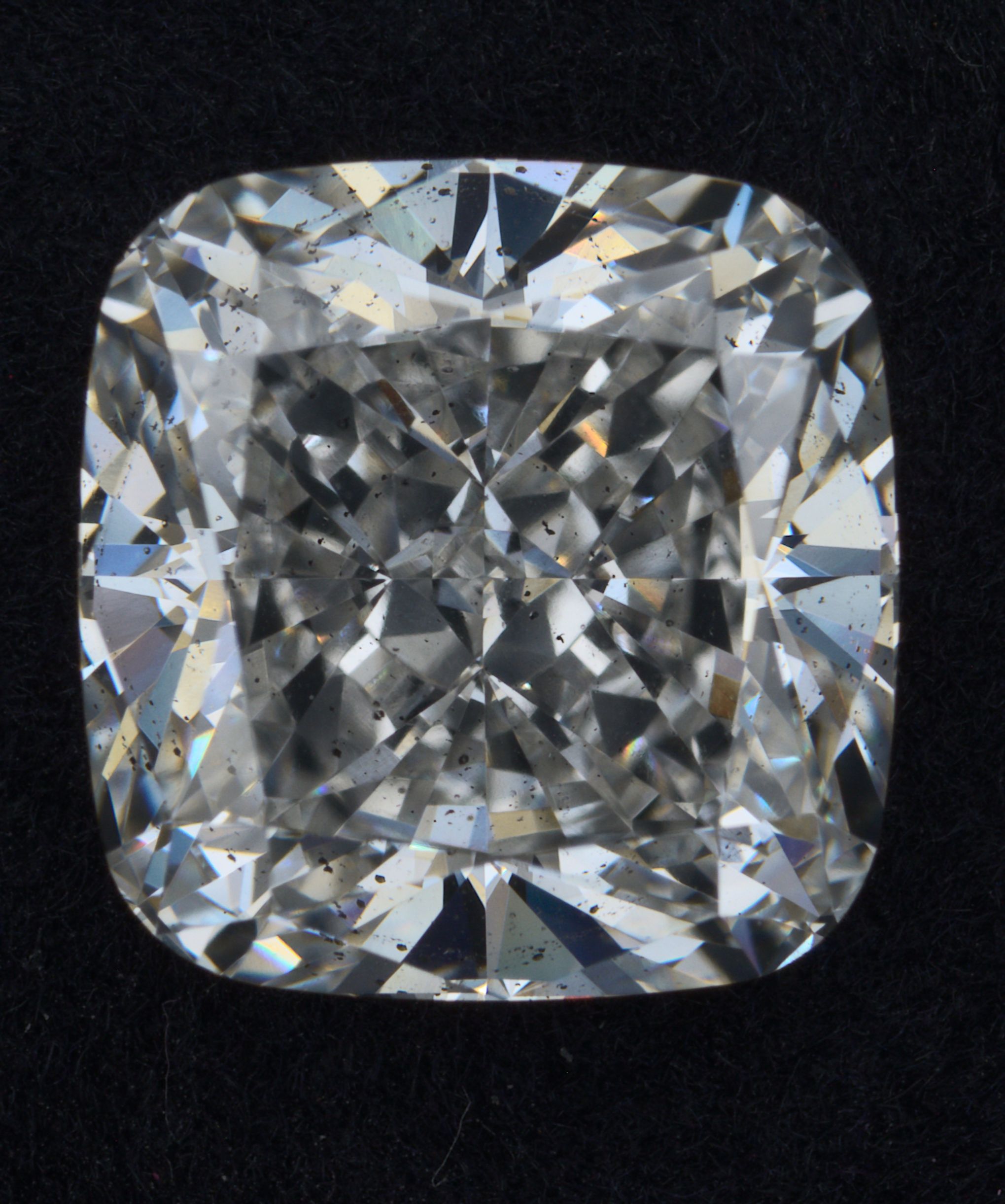 3.38 Carat Cushion H SI2 IGI Lab Diamond